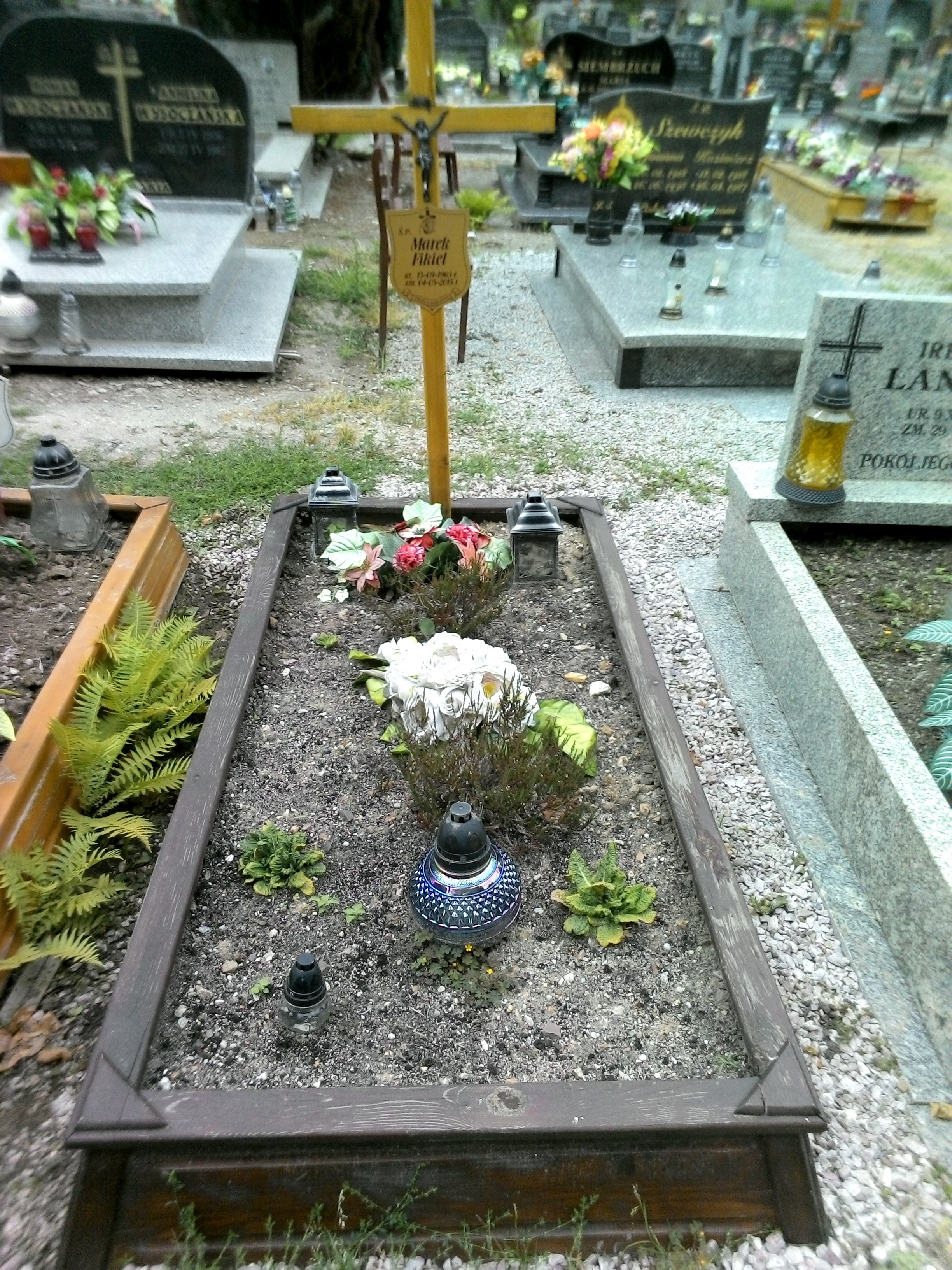 Grób Marek Fikiel