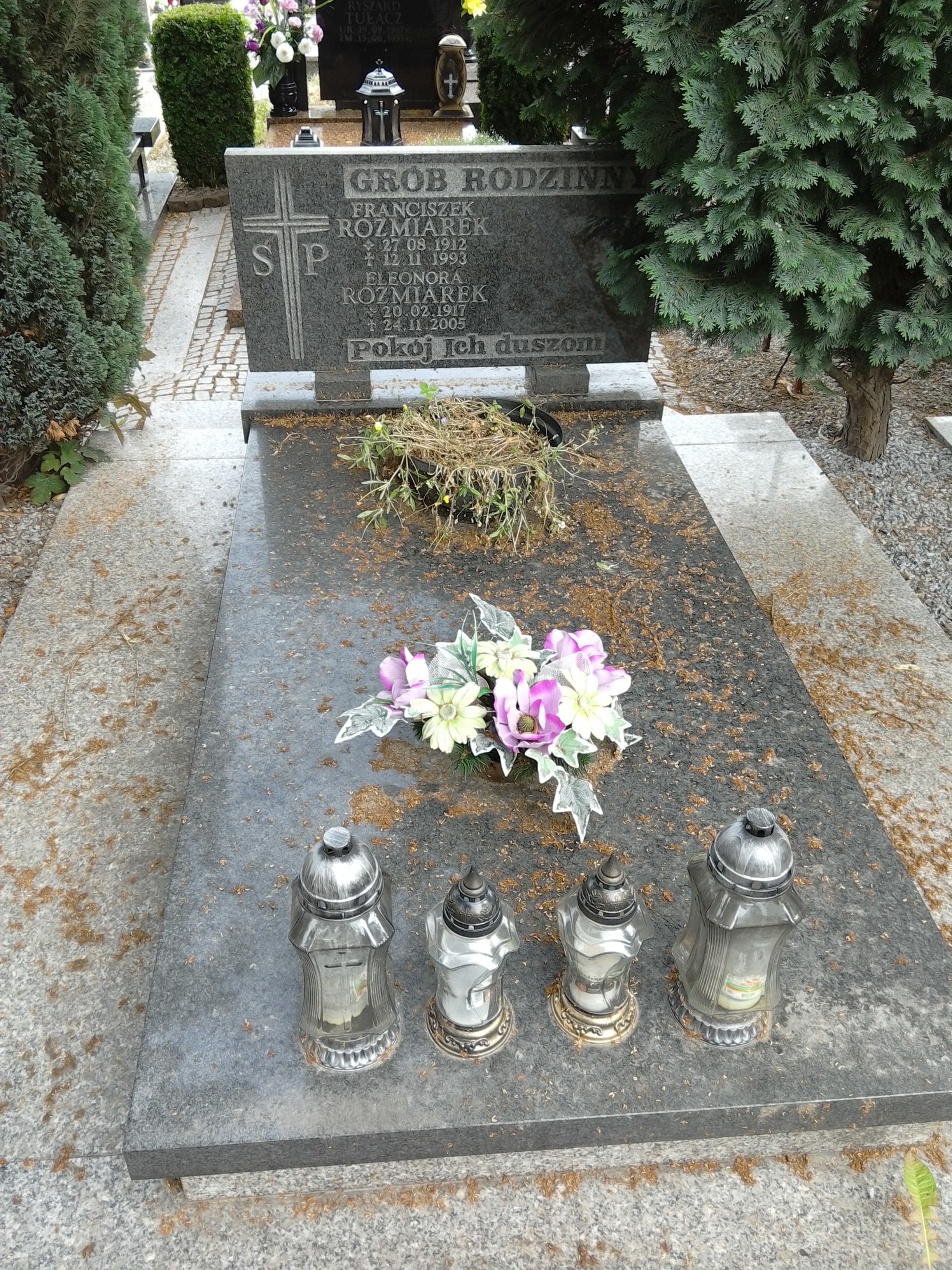 Grób Eleonora Rozmiarek