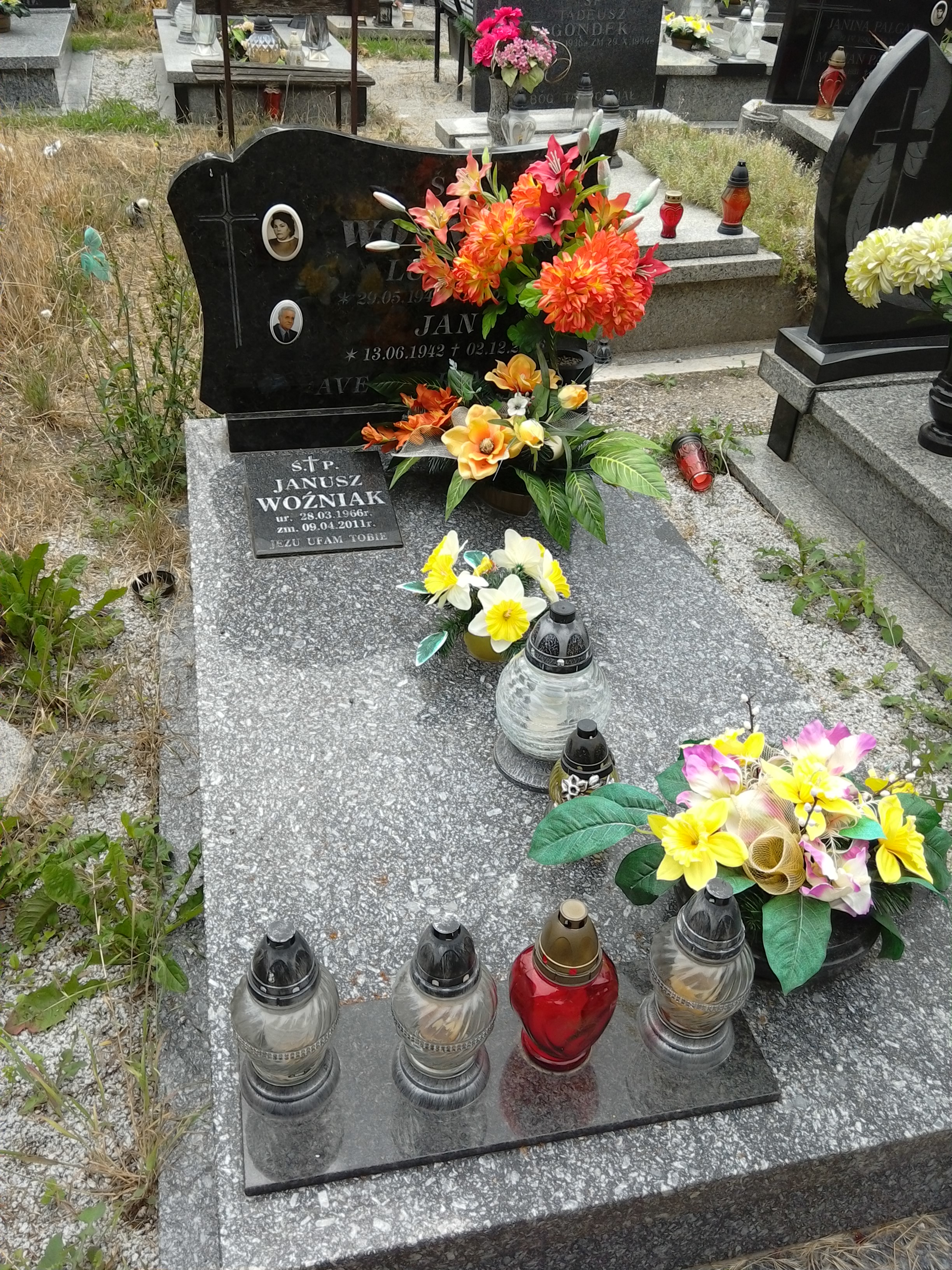 Grób Janusz Woźniak