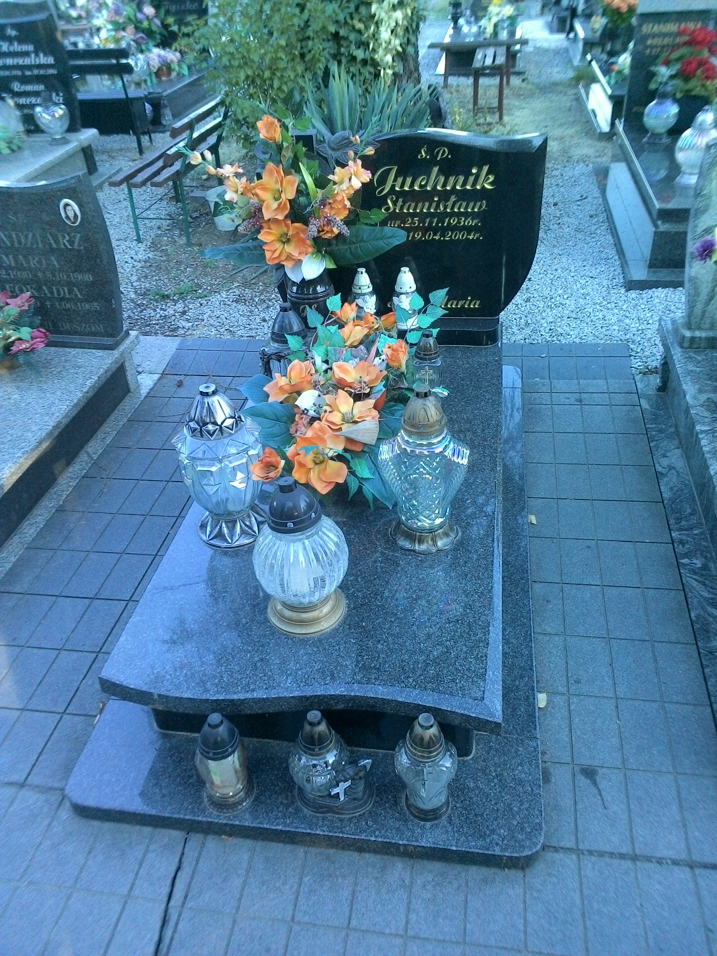 Grób Genowefa Juchnik
