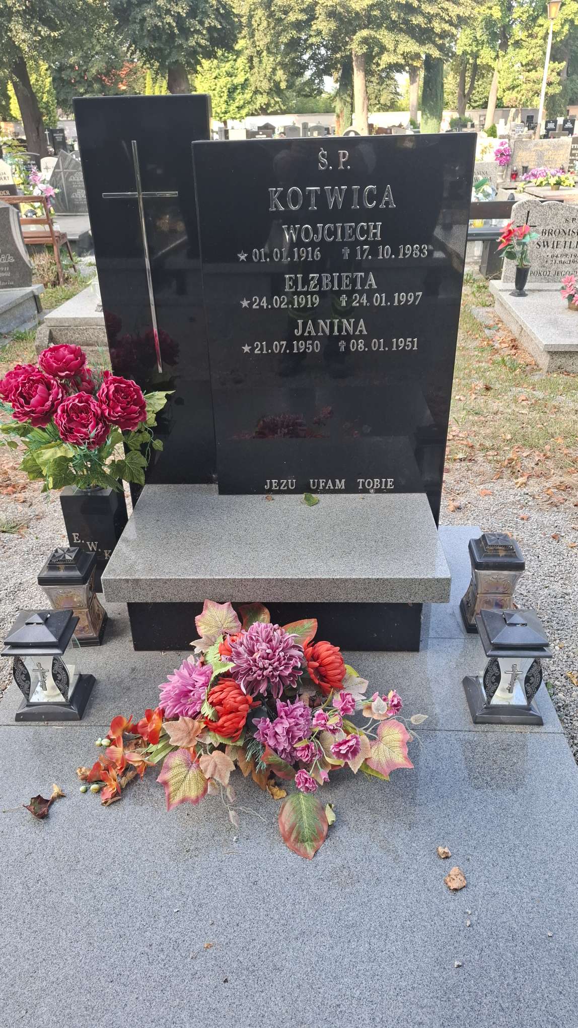 Grób Elżbieta Kotwica