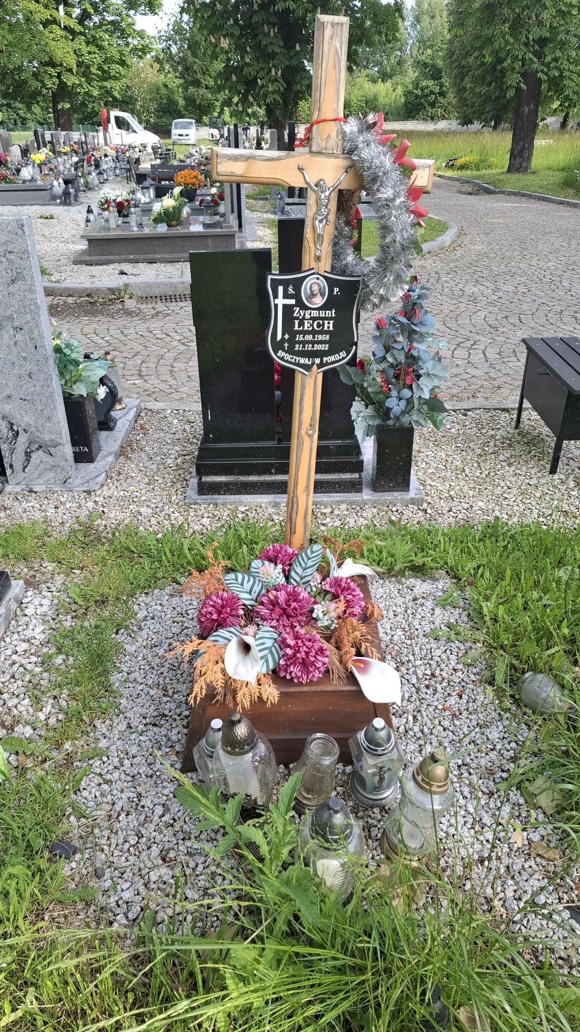 Grób Zygmunt Lech